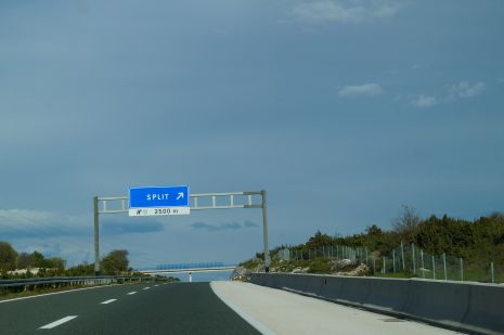 Split-08